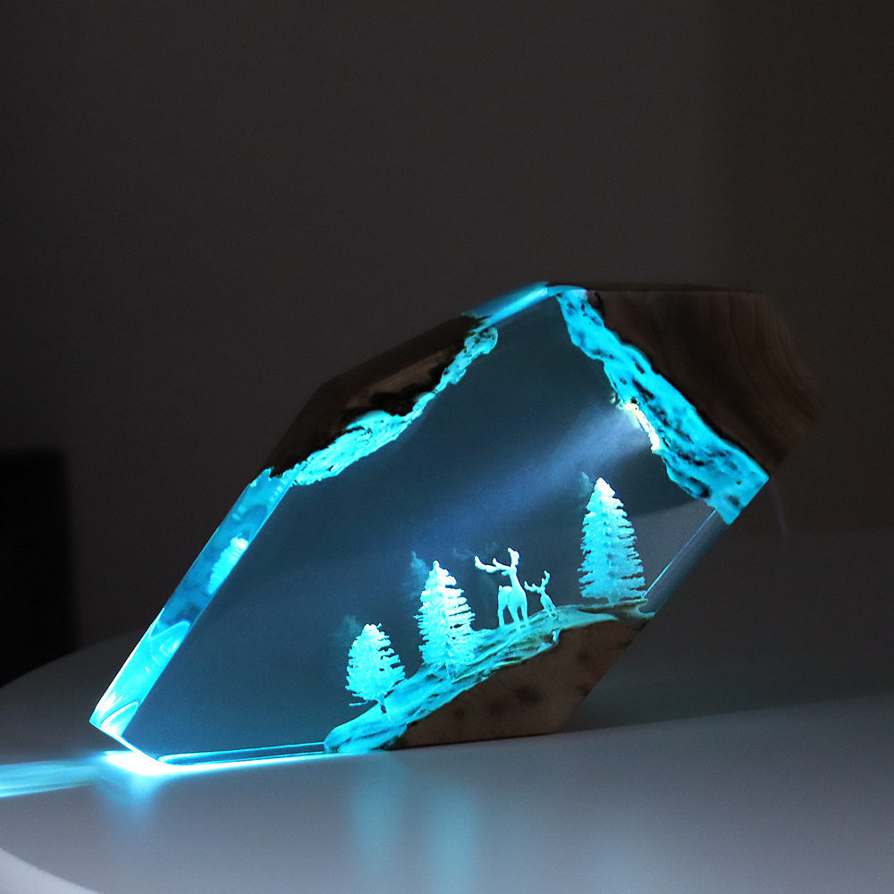 Resin Art Baby - Waldfee-Hirsch Desktop-Kunst Personalisiertes Leuchtendes Ornament Versunkenes