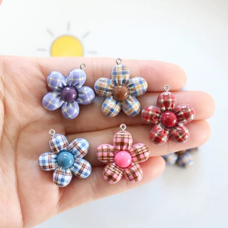 10 Stück süße Blumen-Anhänger  – Resin Art Flower Bewertung und Preis